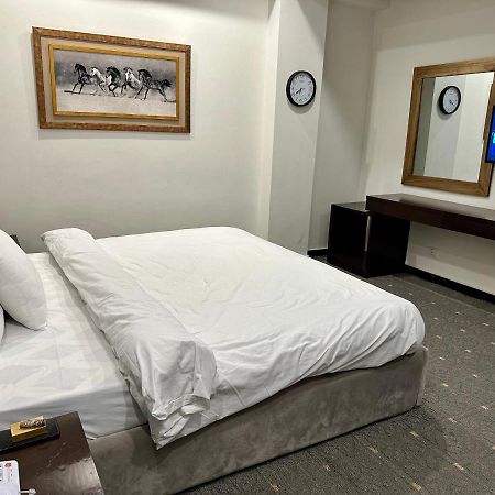 Mudan Hotel And Suite Исламабад Экстерьер фото
